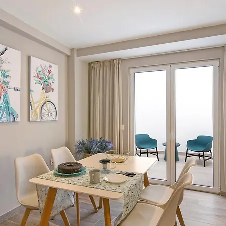 Casa Rebelo Da Silva *